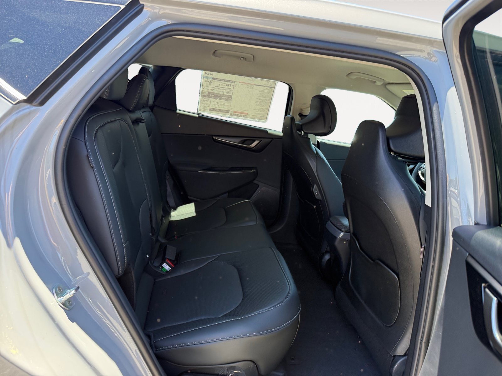 New 2026 Wolf Gray Kia Wind image 18