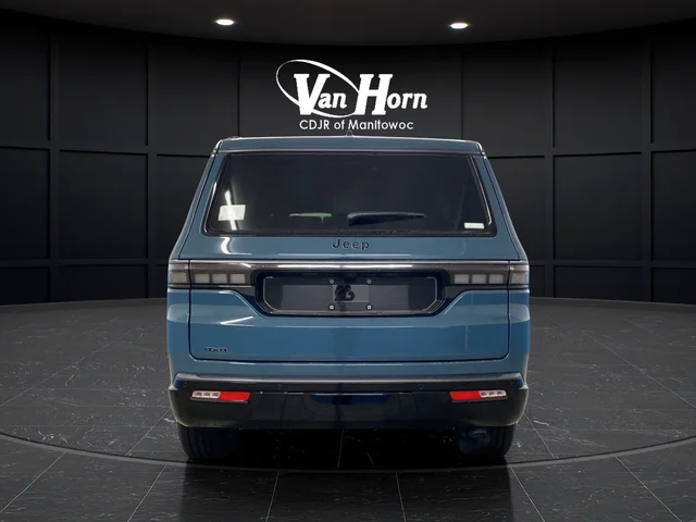 New 2026 Steel Blue Exterior Paint Jeep Limited Altitude image 6