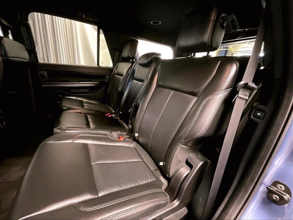 Used 2019 Blue Ford XLT image 15