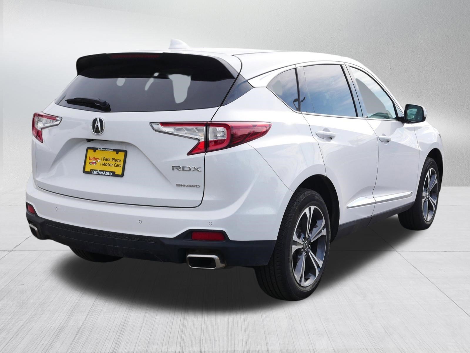 Used 2024 Platinum White Pearl Acura w/Advance Package image 7