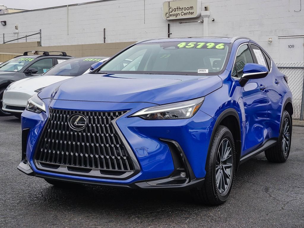 Used 2025  Lexus 350 Premium image 3