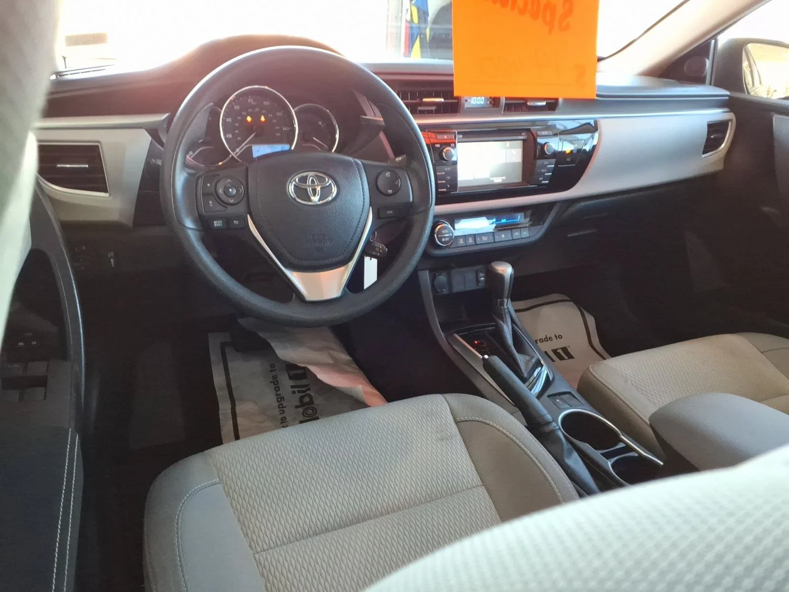 2014 Toyota Corolla LE Eco - Photo 14