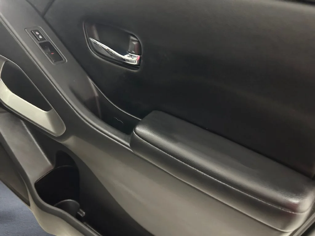 Used 2025 Gray Nissan SV image 15
