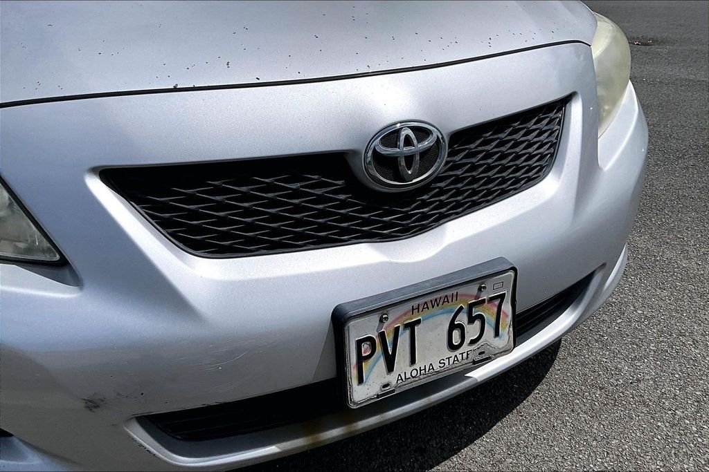 Used 2009 Silver Toyota Base image 30