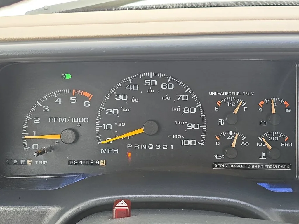 Used 1996  GMC SL image 12