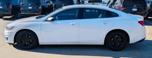 Used 2023 SUMMIT WHITE Chevrolet LT image 6