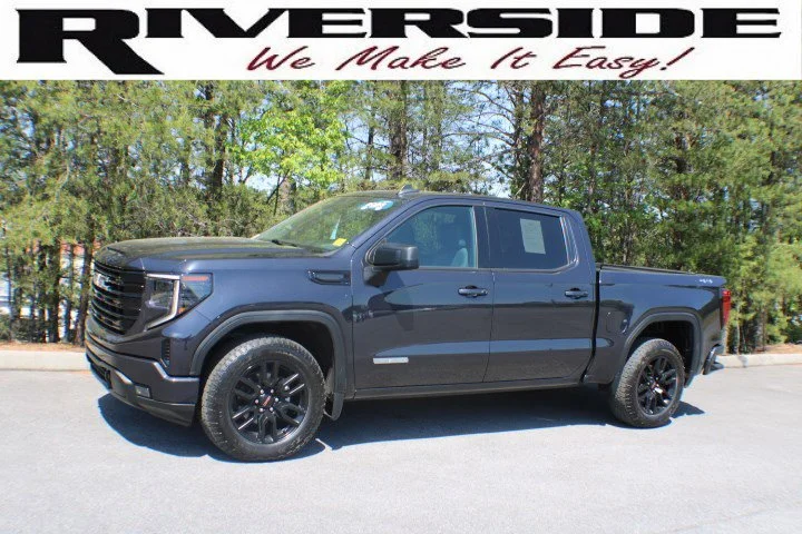 Certified Used 2023 Titanium Rush Metallic GMC Elevation image 4