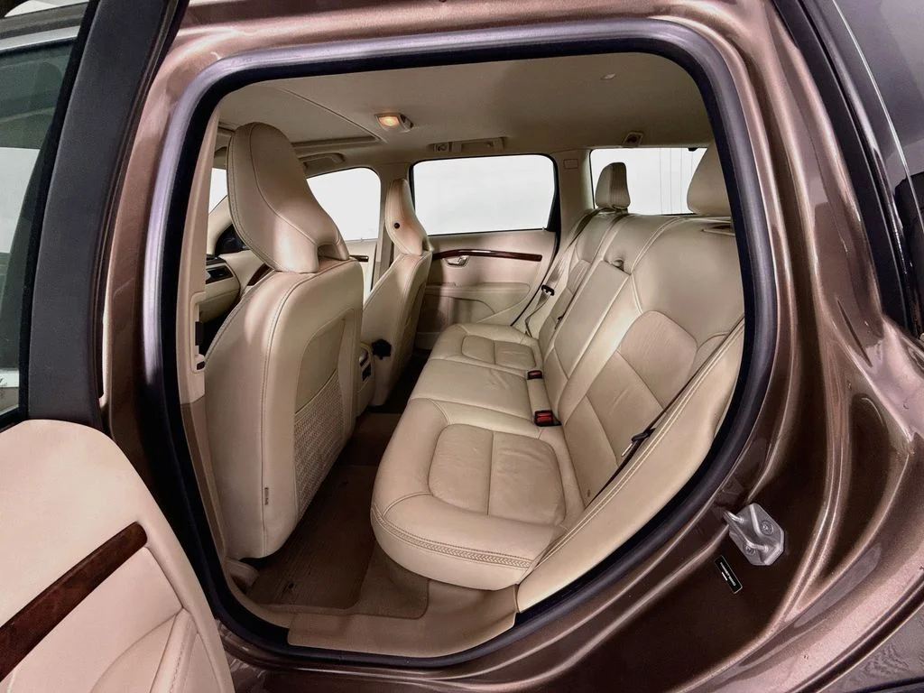 Used 2015 Blue Volvo 3.2 Premier image 25