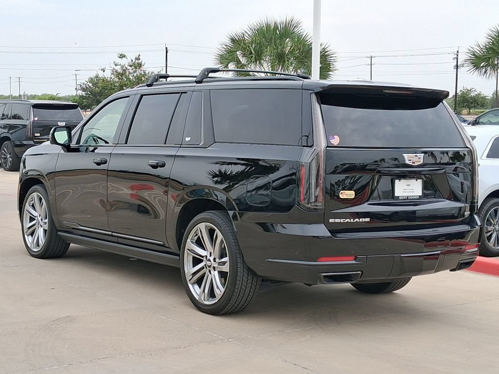 Certified Used 2025 Black Raven Cadillac Sport Platinum image 4
