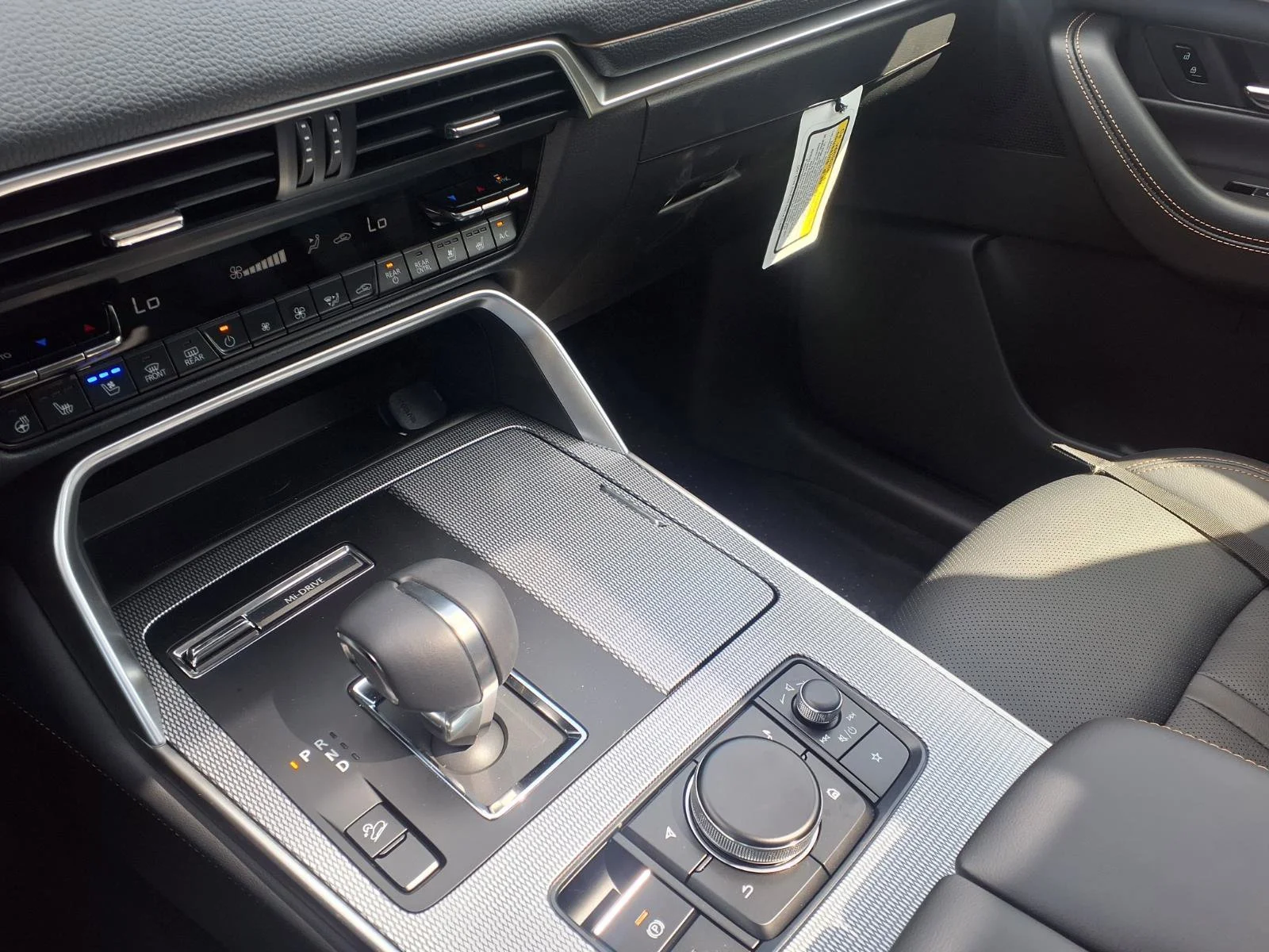 2026 Mazda CX-90 Preferred Package - Photo 7