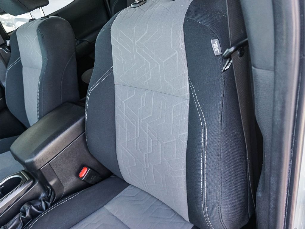 Used 2022  Toyota TRD Off-Road image 20