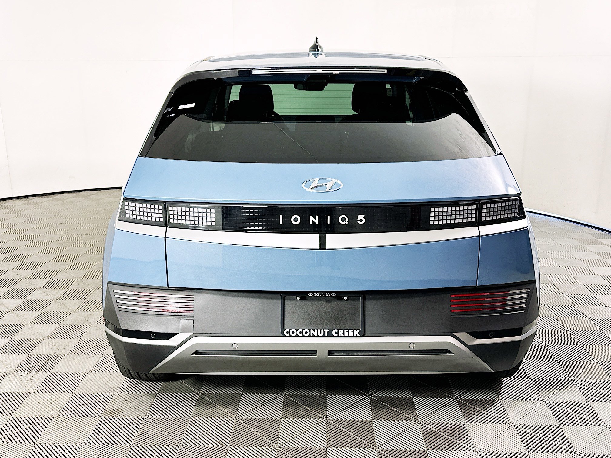 2024 Hyundai IONIQ thumbnail 6