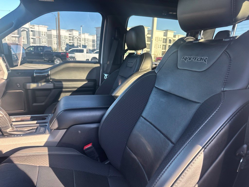 Used 2019 Oxford White Ford Raptor image 25