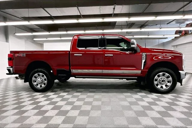 Used 2025 Ruby Red Metallic Tinted Clearcoat Ford King Ranch image 16