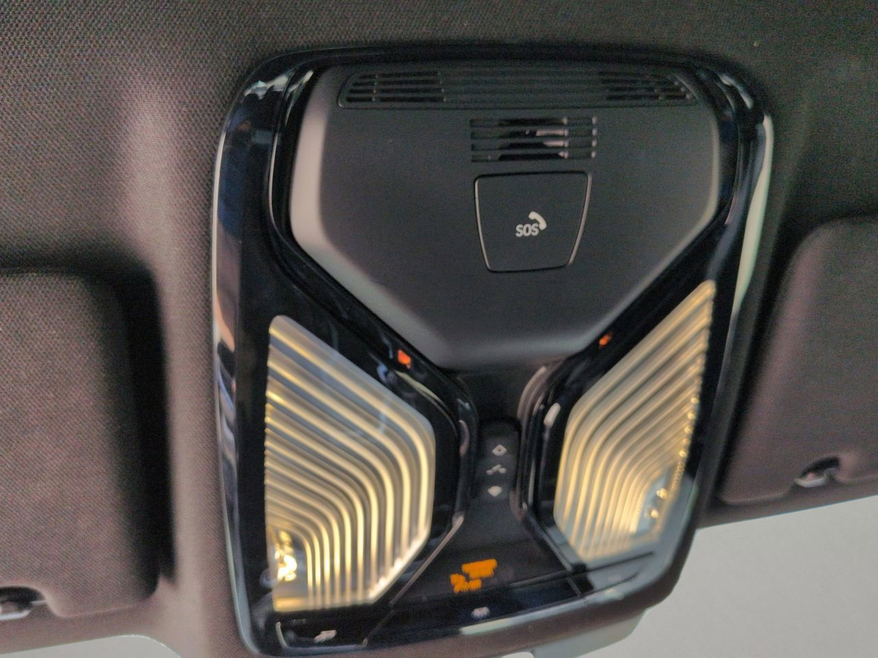 Used 2021 Dark Graphite Metallic BMW 540i image 20
