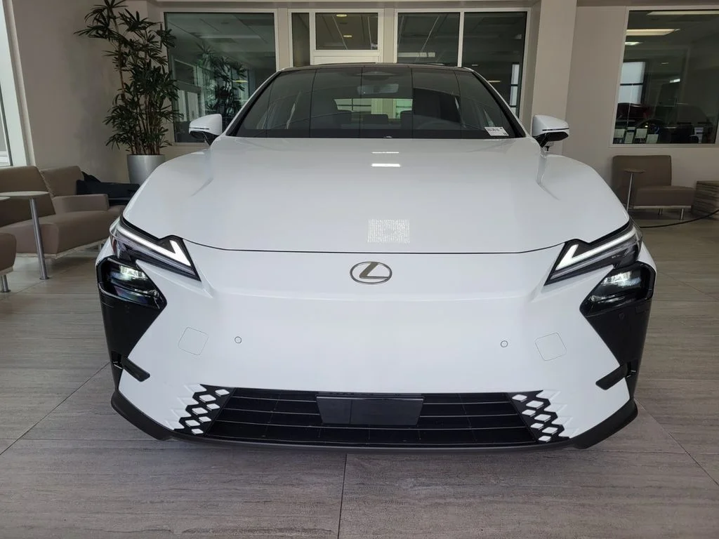 2026 Lexus ES BEV 350e Premium - Photo 7