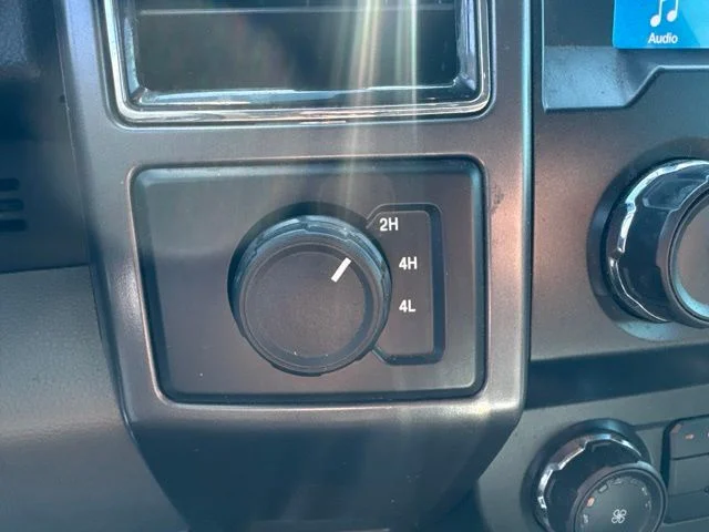 Used 2019 Oxford White Ford XLT image 15