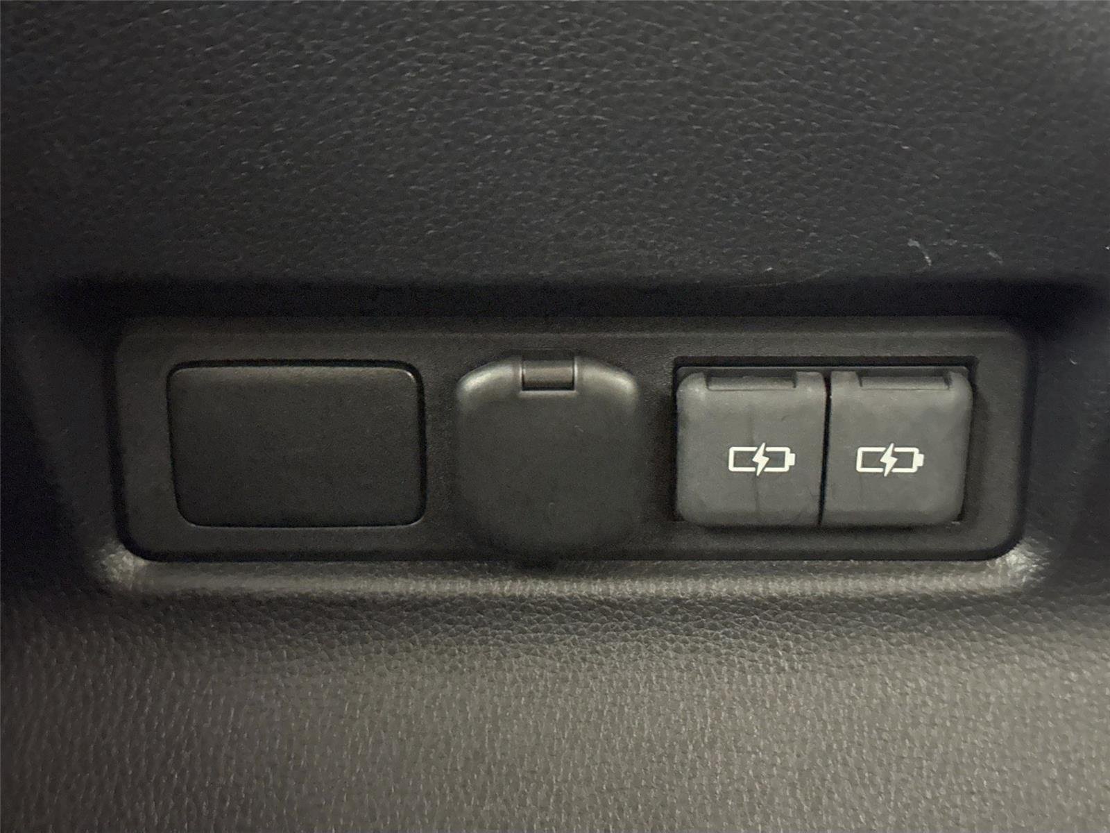 Used 2025 Ice Cap Toyota 1958 image 34