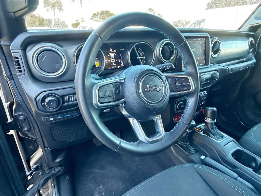 Used 2022 Gray Jeep Unlimited Rubicon 4xe image 12