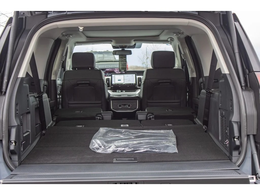 New 2026 GLACIER GRAY METALLIC Ford Active image 13