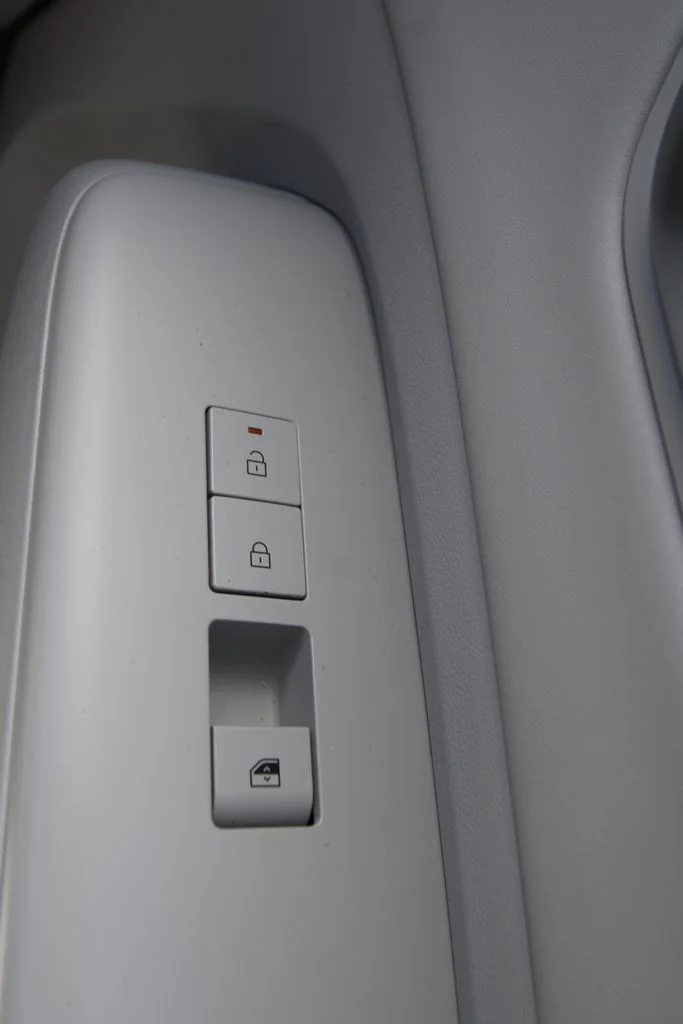 Used 2024 White Hyundai Limited image 25