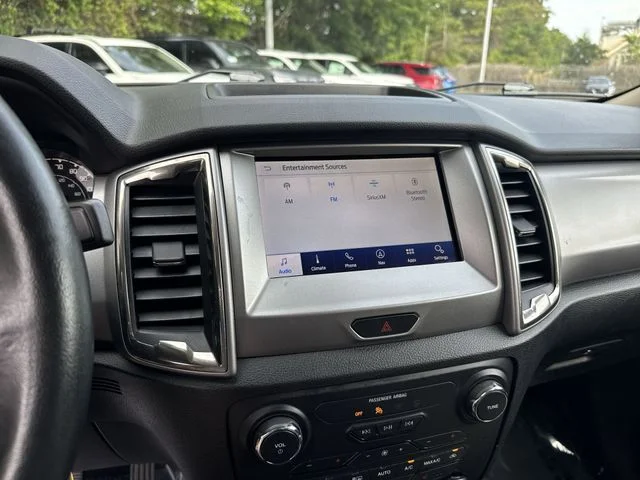 Used 2020 Black Ford XLT image 20