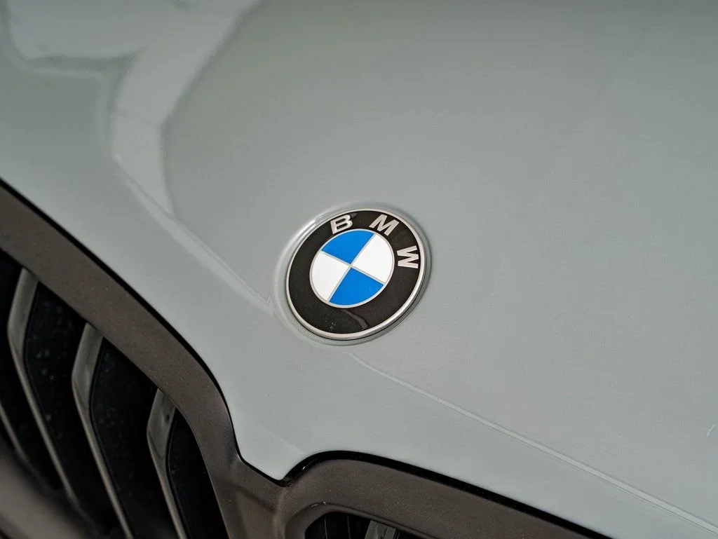 Used 2024 Brooklyn Gray Metallic BMW xDrive40i image 3