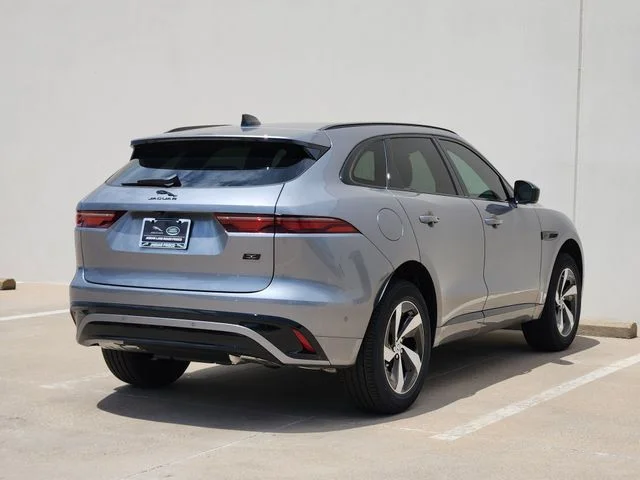 Used 2026 Gray Jaguar P250 R-Dynamic S image 4