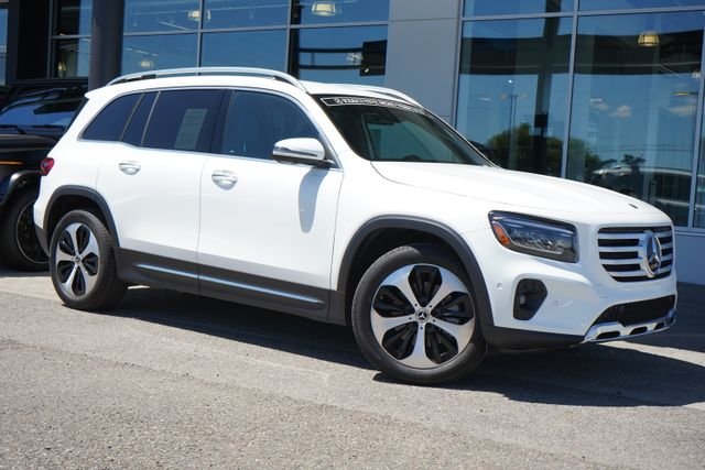 2026 Mercedes-Benz GLB GLB 250's photo
