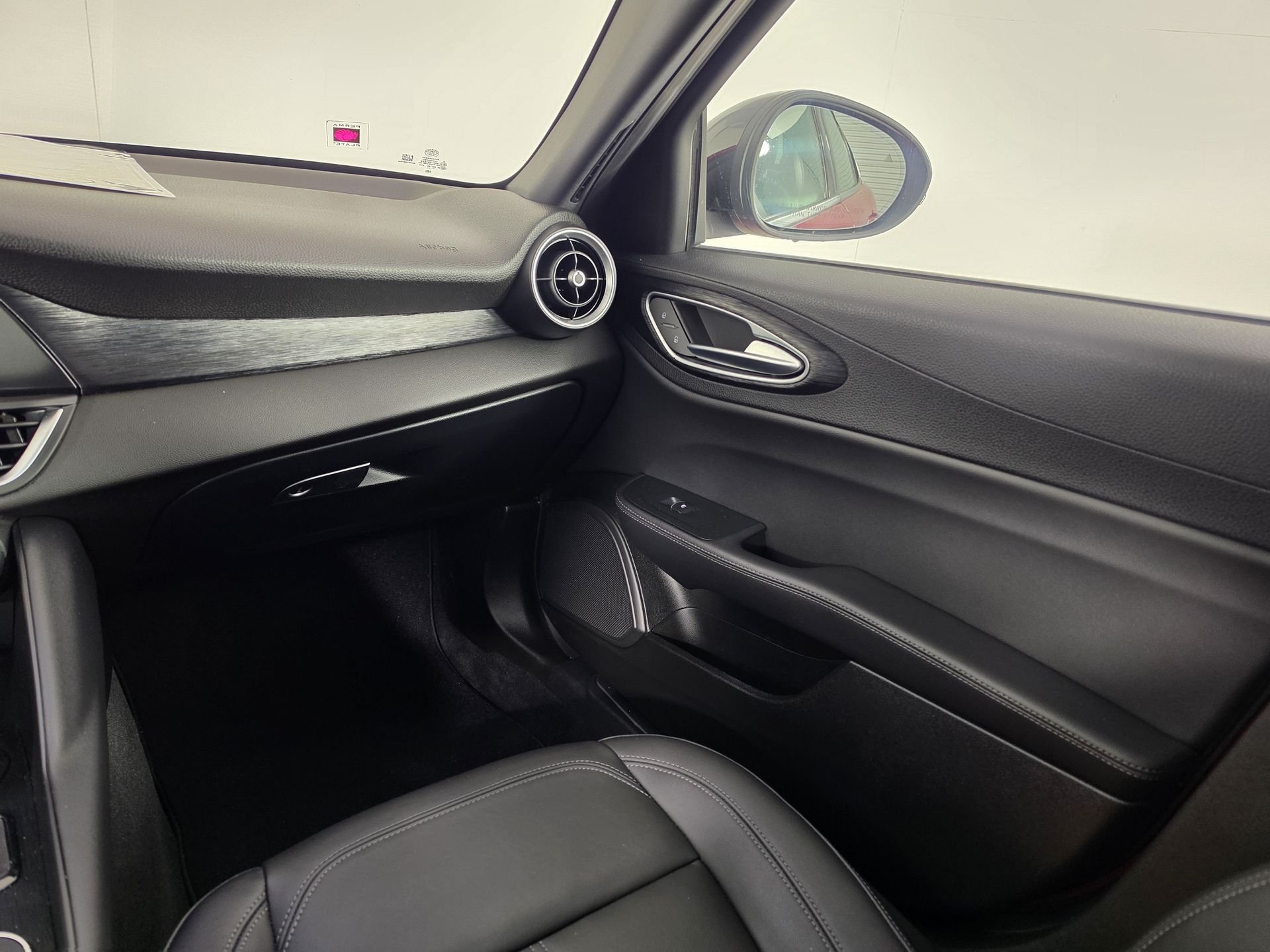 2024 Alfa Romeo Giulia Sprint - Photo 35
