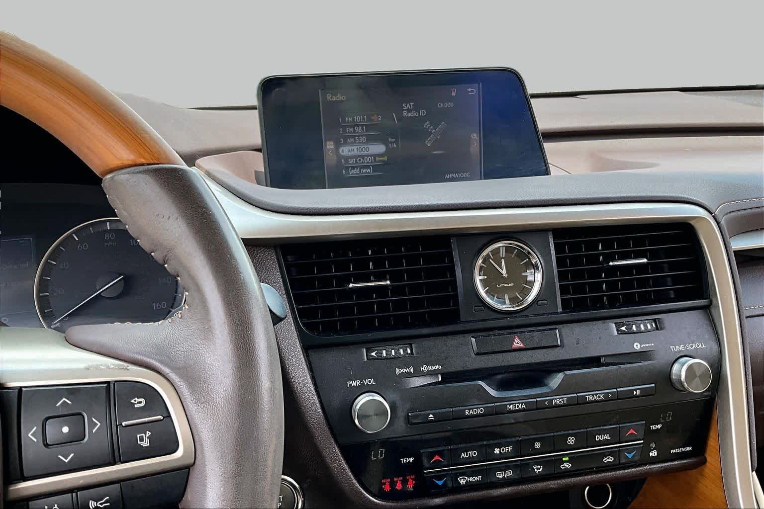 Used 2018 Eminent White Pearl Lexus  image 6