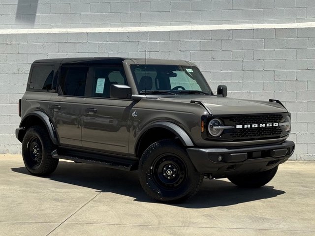 2026 Ford Bronco Outer Banks®