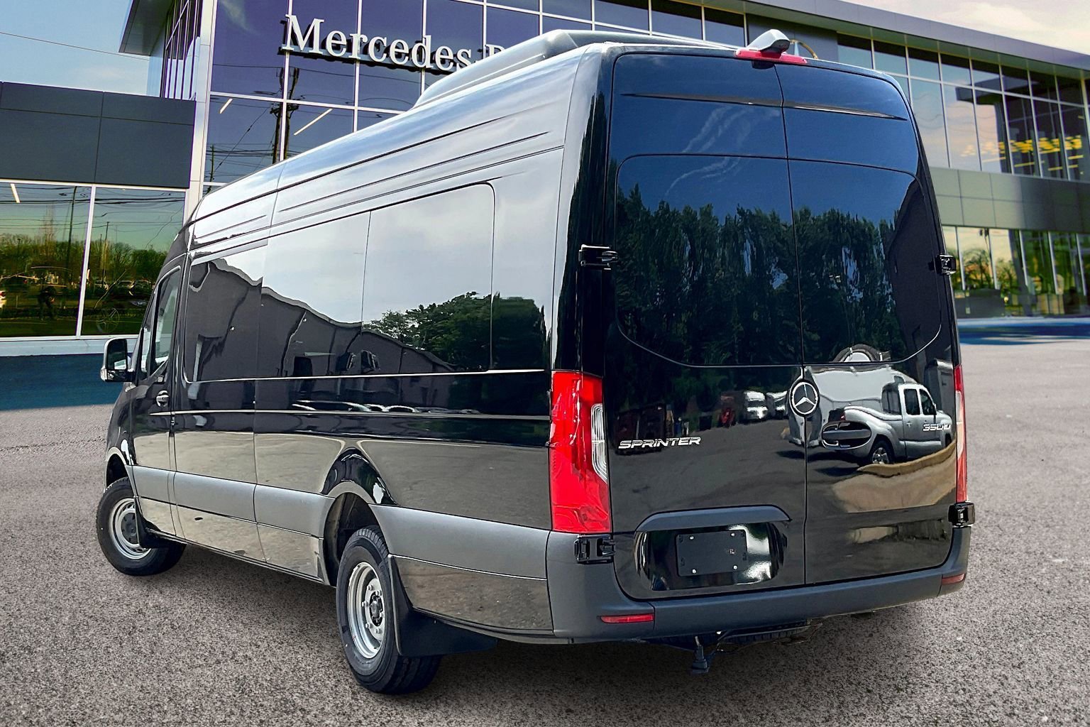 New 2025 Jet Black Mercedes-Benz Cargo 170 WB image 15