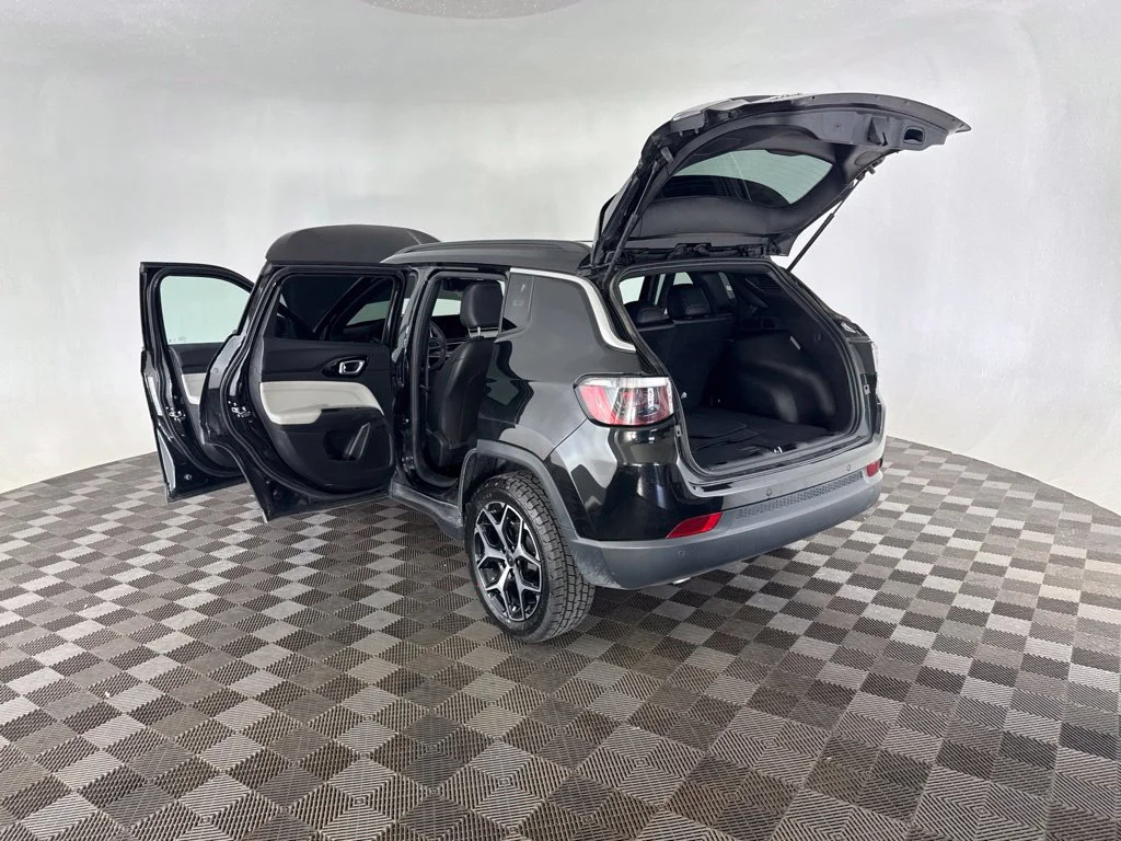 Used 2025 Black Jeep Limited image 18