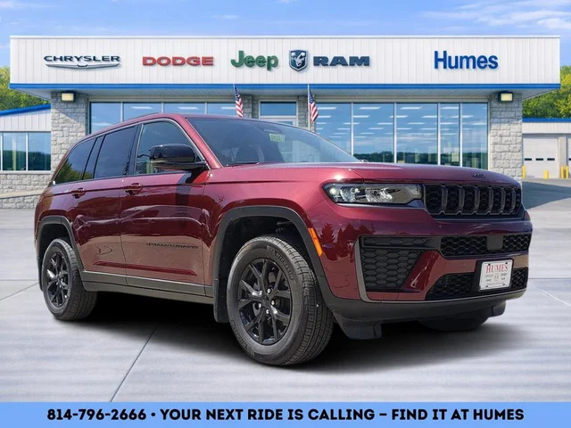 2026 Jeep Grand Cherokee Laredo Altitude