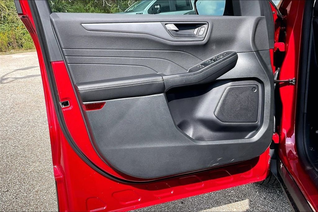 New 2026 Rapid Red Metallic Tinted Clearcoat Ford Active image 13