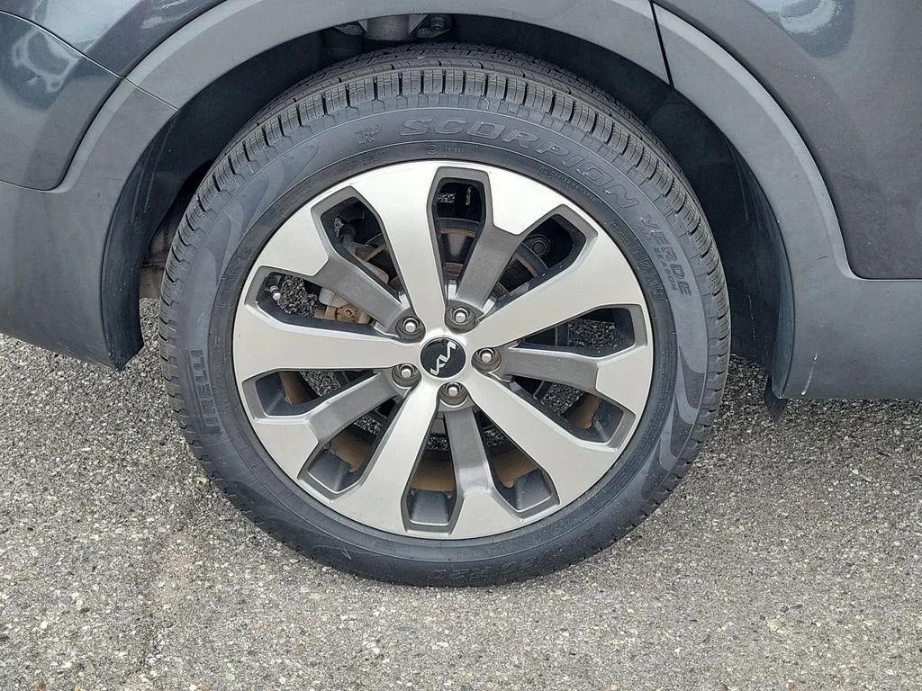 Certified Used 2022 Gray Kia S image 8