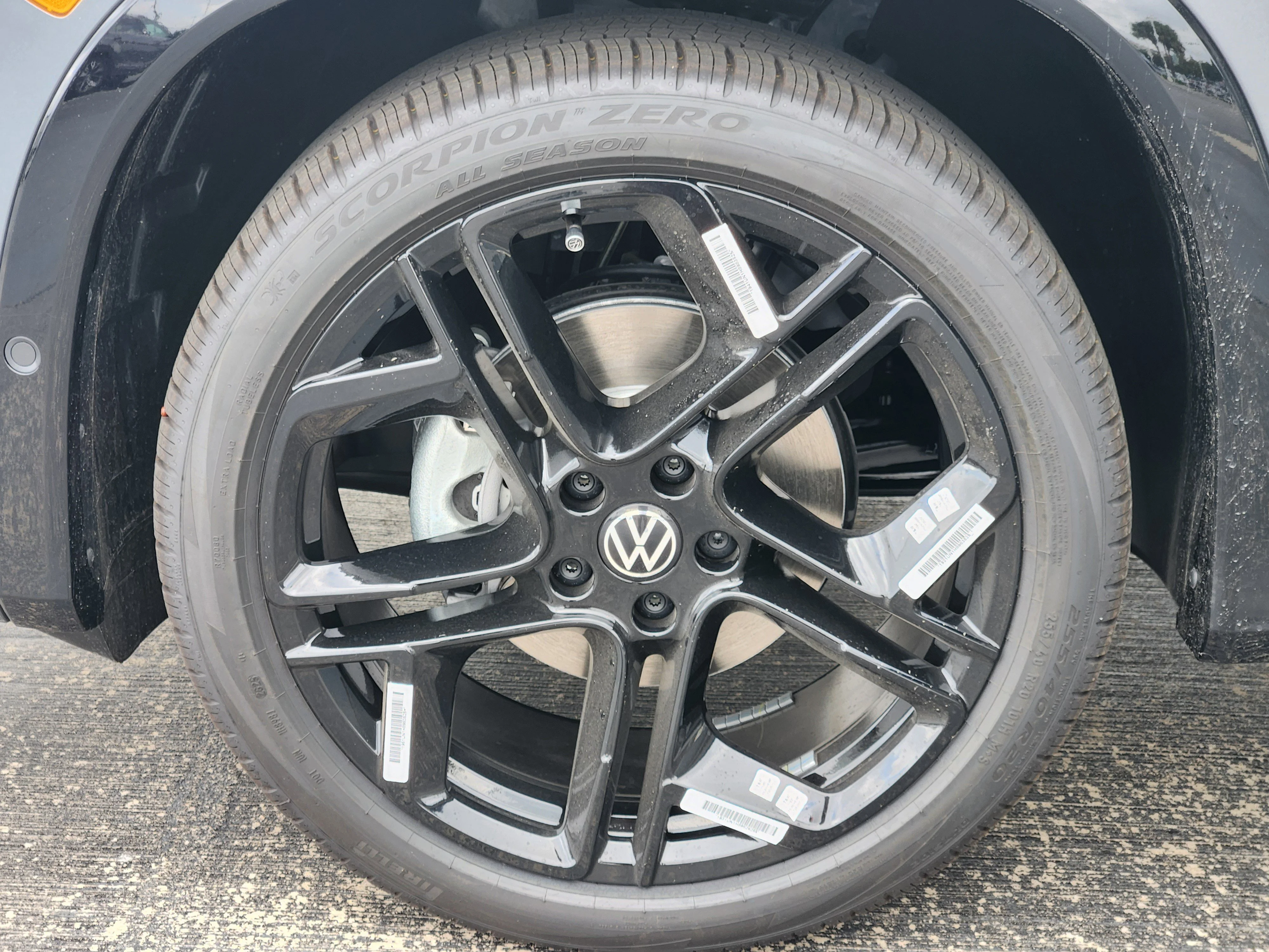 New 2026 Gray Volkswagen SE R-Line Black image 7