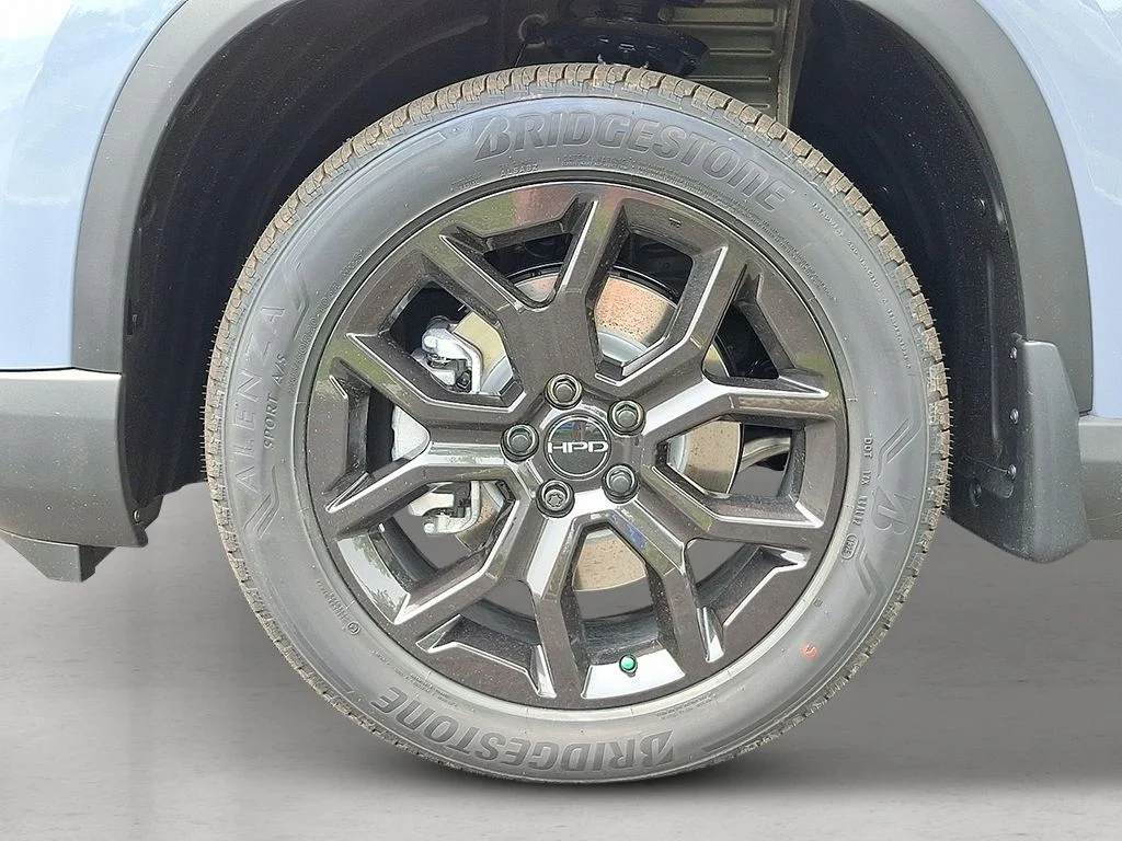 2025 Honda Pilot Touring - Photo 10