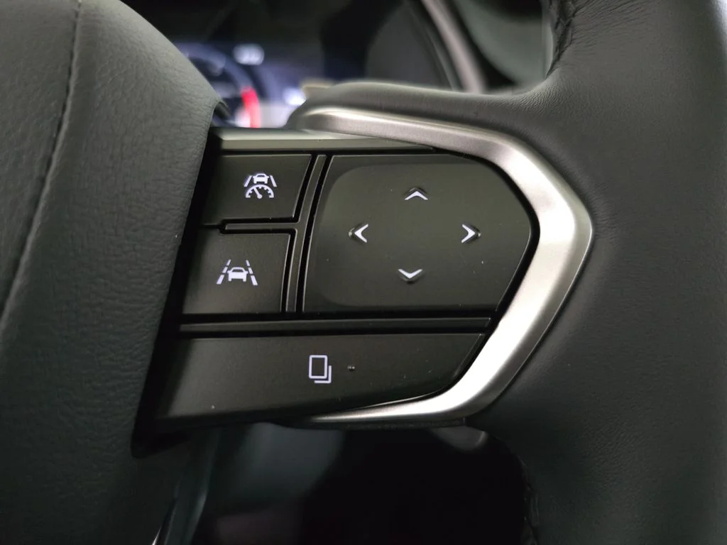 New 2026 Eminent White Pearl Lexus PREMIUM PLUS image 18