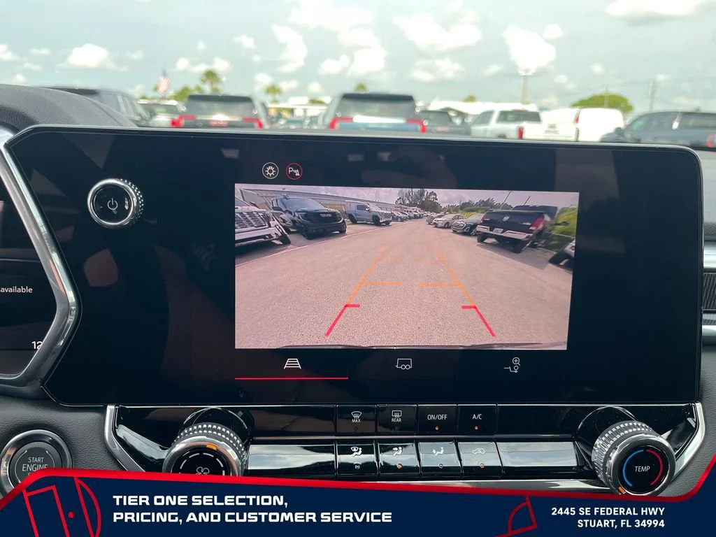 New 2026 Onyx Black GMC Elevation image 19