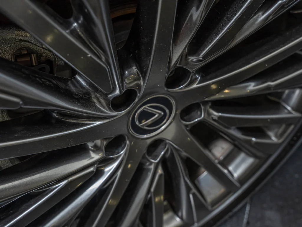 Used 2023 EMINENT WHITE PEARL Lexus 450e Luxury image 8
