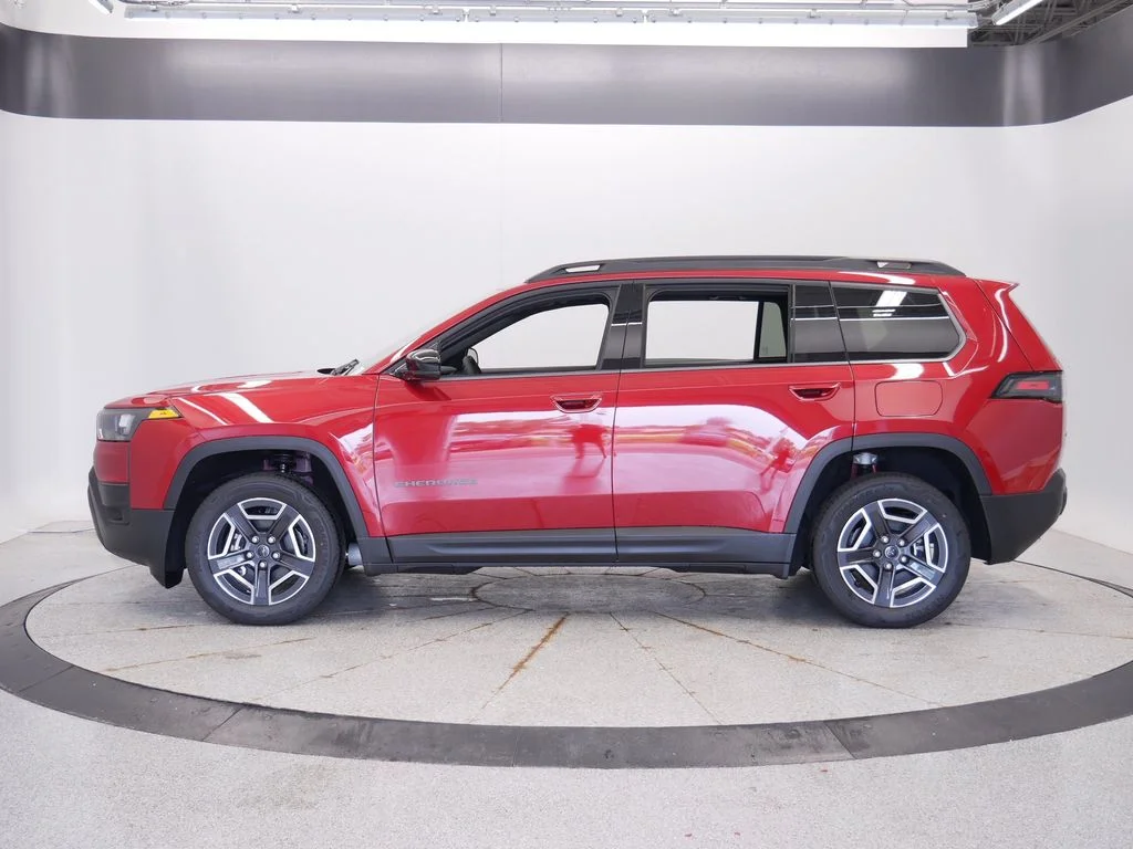 New 2026 Red Hot Pearlcoat Jeep Limited image 2