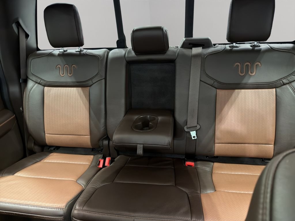 Used 2025 Star White Metallic Tri-Coat Ford King Ranch image 39