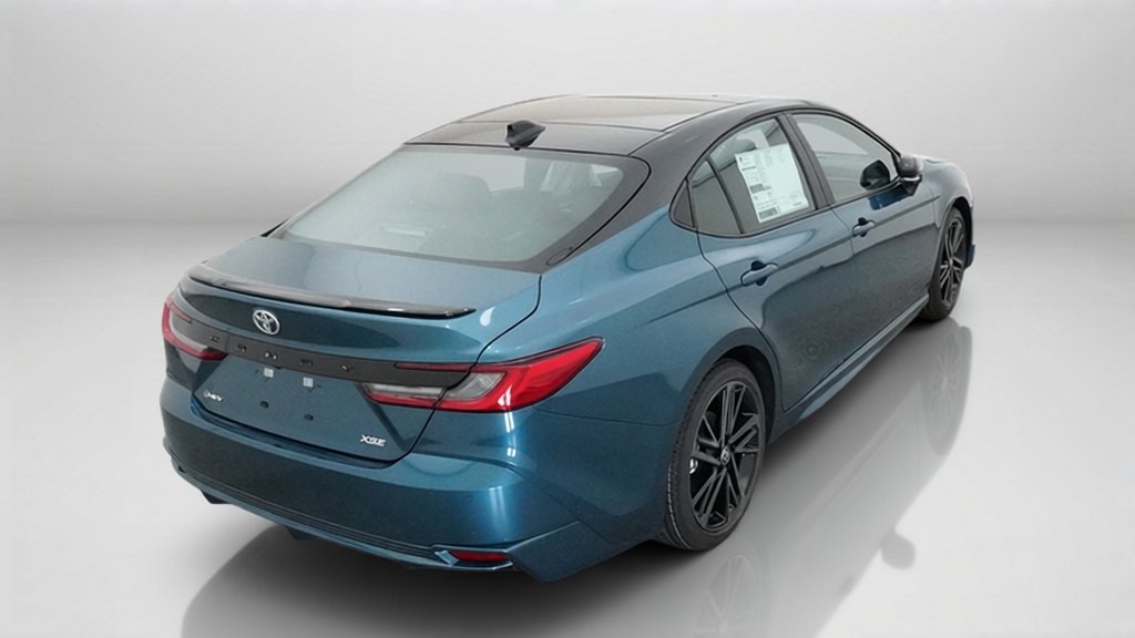 New 2026 Ocean Gem with Midnight Black Metallic roof Toyota XSE image 37