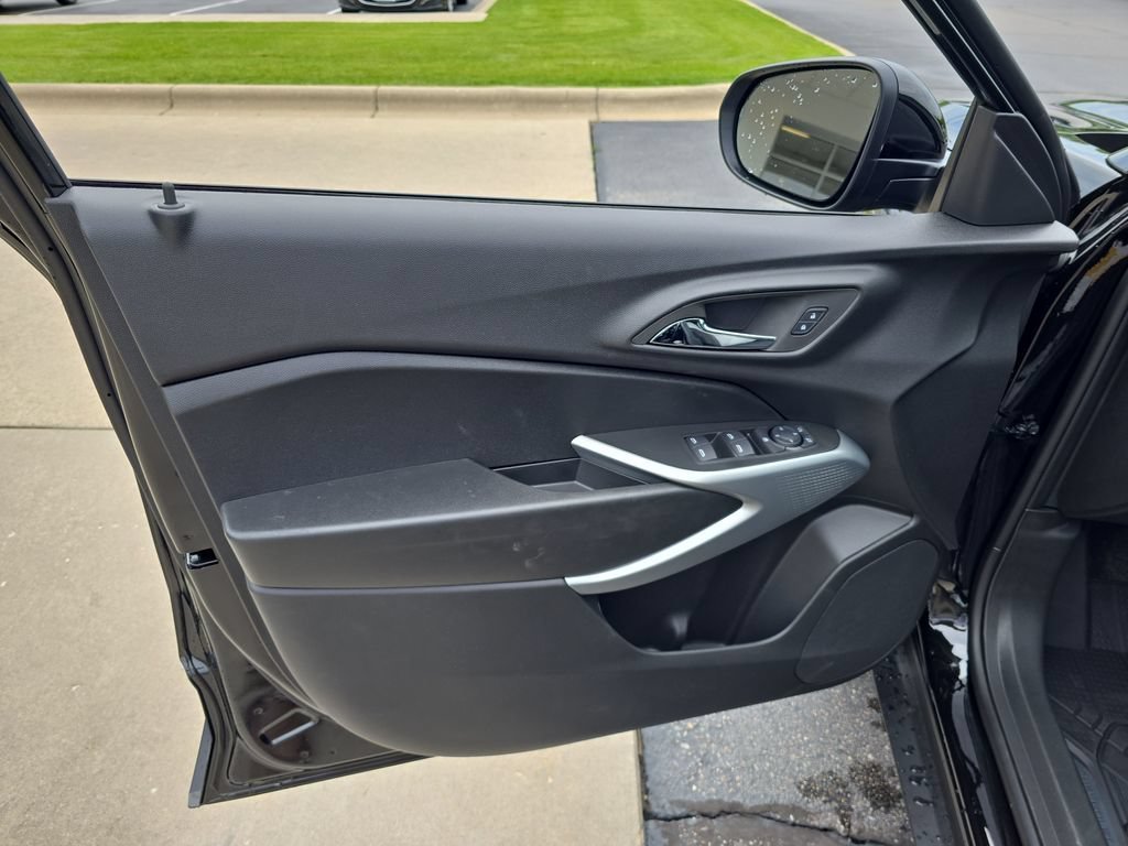 New 2026 Mosaic Black Metallic Chevrolet LS image 23