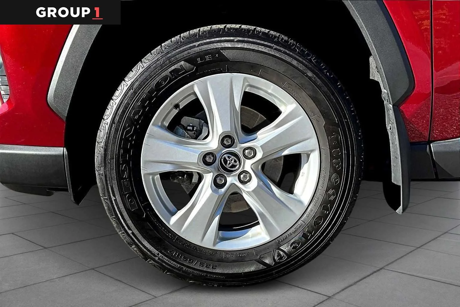 Used 2021 Ruby Flare Pearl Toyota Hybrid XLE image 11