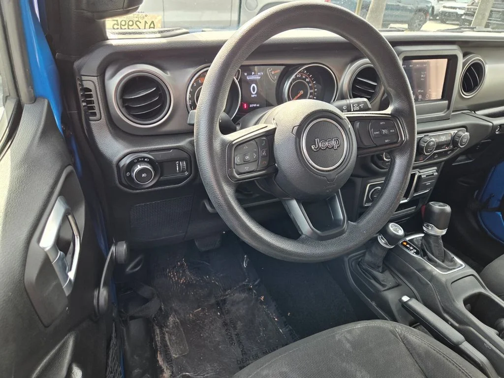 Used 2023 Blue Jeep Sport image 14