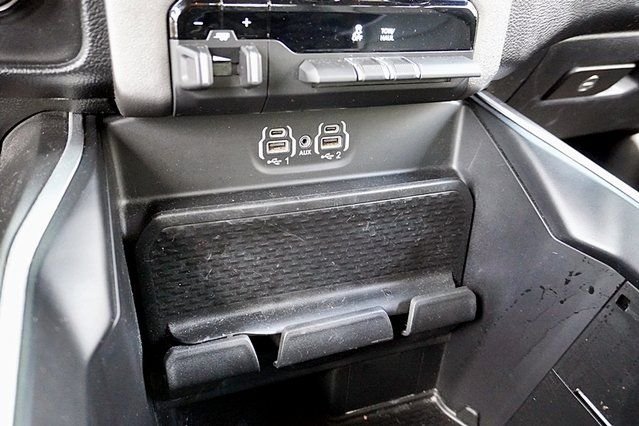 Used 2021 White Ram Big Horn/Lone Star image 27