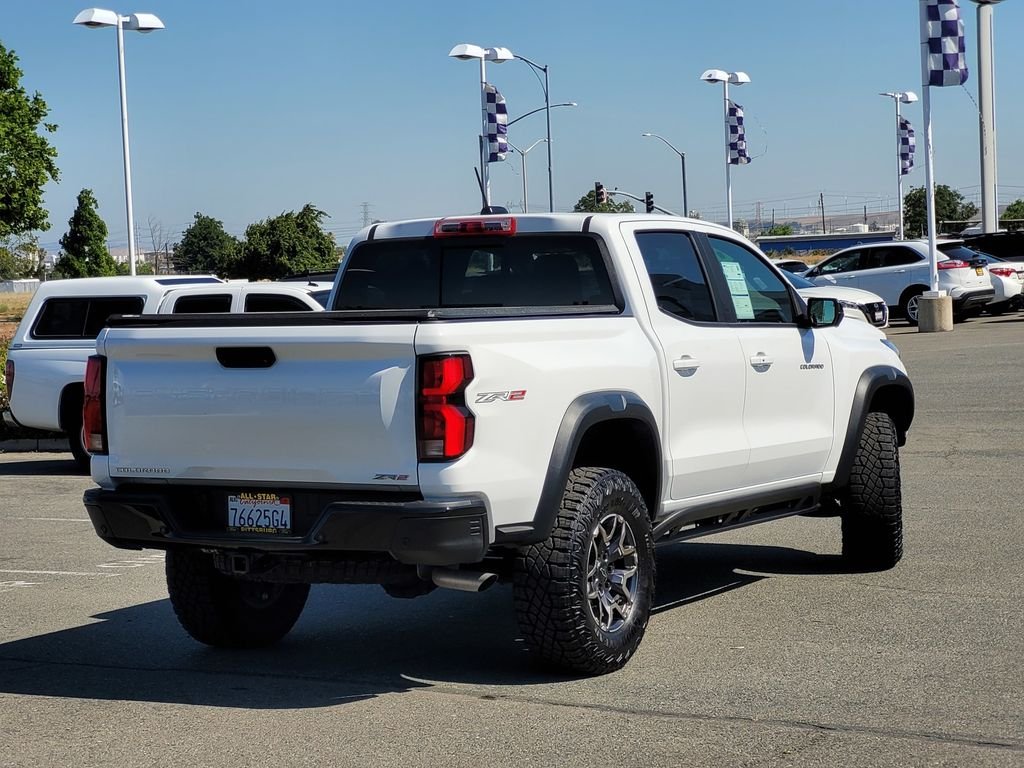 Used 2026 White Chevrolet ZR2 image 4